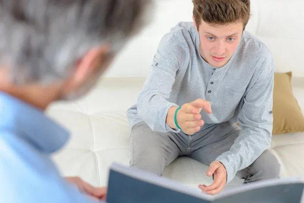 Adolescente Discutiendo Con Padre — Foto de Stock