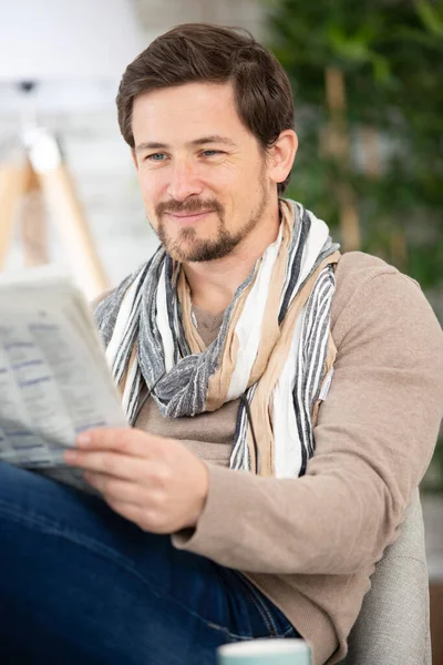 Handsome Young Man Reading Newspaper — Stock Photo, Image