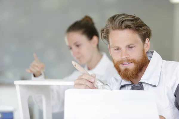 Werknemers Schilderen Bouwplaats — Stockfoto