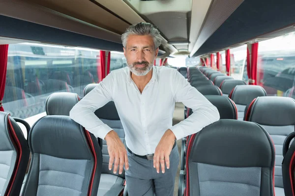 Férfi Egy Üres Buszban — Stock Fotó