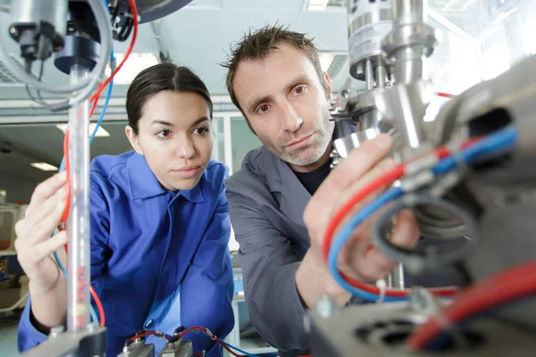 Young Woman Technical Vocational Training — Stock Photo, Image