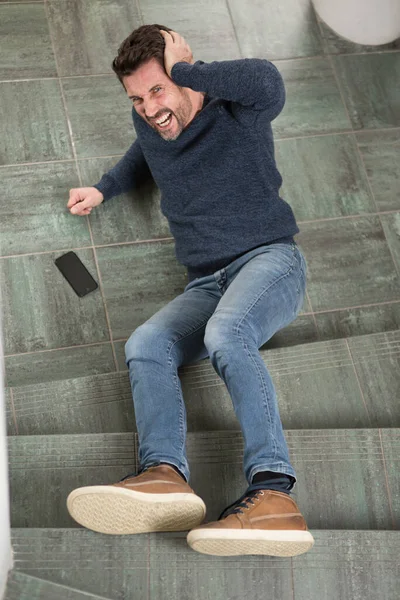 Worker Felling Stairs — Stock Photo, Image