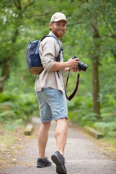 Fotógrafo Natureza Profissional Caminhada — Fotografia de Stock