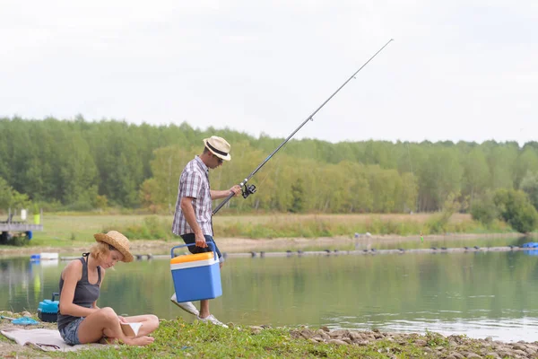 Ritratto Amici Che Amano Pesca — Foto Stock