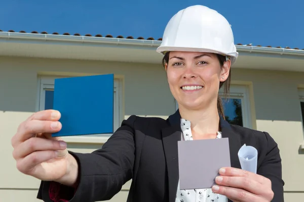 女性建築と建築のコンセプト — ストック写真