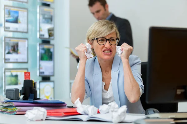 Retrato Mujer Negocios Enojada Gritando — Foto de Stock