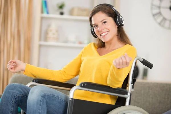 Portrait Happy Woman Wheelchair — Stock Photo, Image