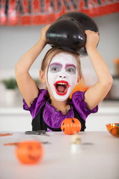 Feliz Rindo Criança Vestindo Traje Para Halloween — Fotografia de Stock