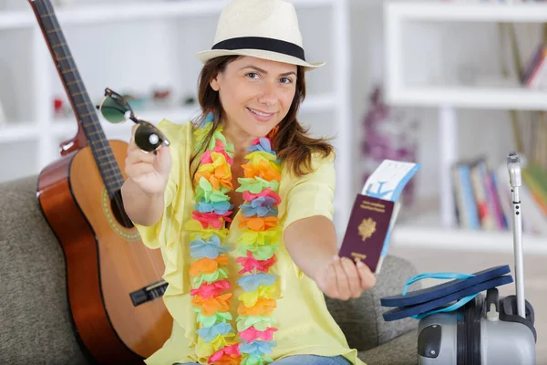 Woman Showing Her Ticket Passport Sunglasses — Stock Photo, Image