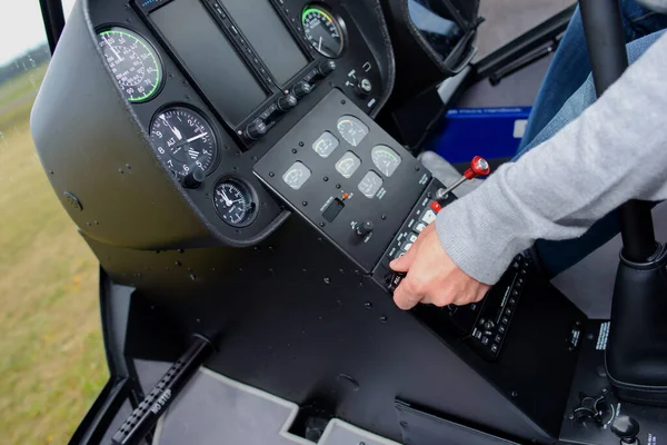Pilot Adjusting Cockpit Controls — Fotografia de Stock