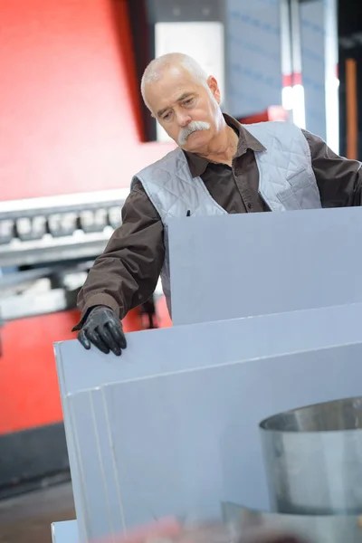 Industrial Worker Sorting Product — Stock Fotó