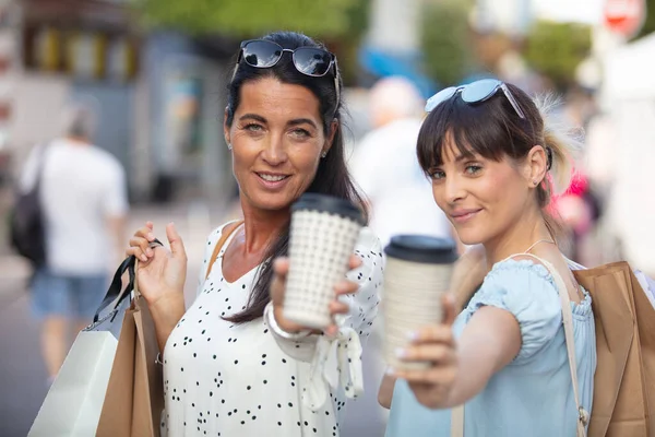 Smiling Happy Women Drinking Coffee City Street — Foto Stock