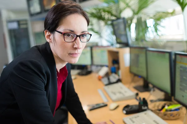 Portrait Businesswoman Wearing Glasses Office — Foto de Stock