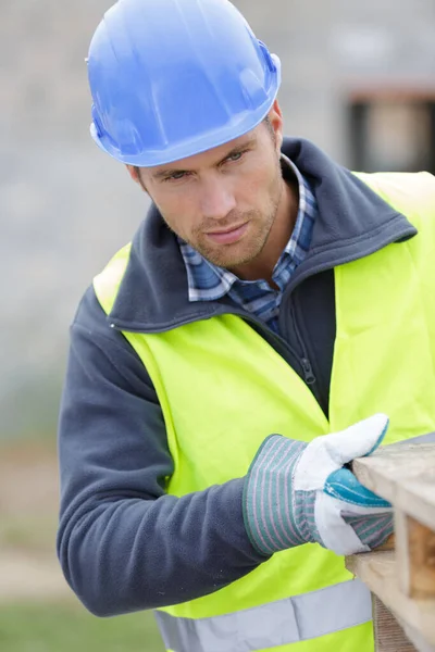 Trabajador Industrial Profesional Moderno Que Trabaja Plataforma Madera — Foto de Stock