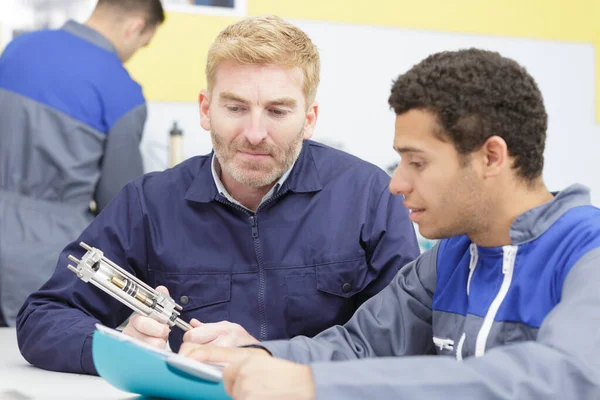 Reger Ingenieurbüro Diskussion — Stockfoto