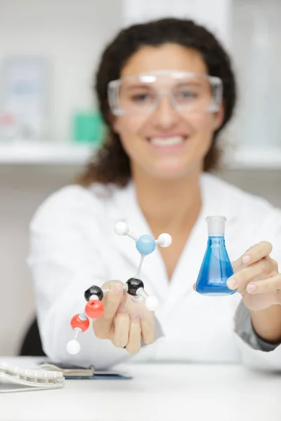 Joyful Female Scientist Holding Flasks Model Dna — Stock Photo, Image