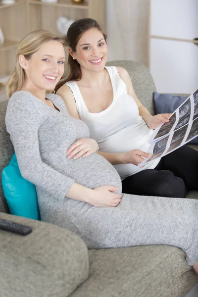 Zwangere Ondersteuning Groep Meetup Een Huis — Stockfoto