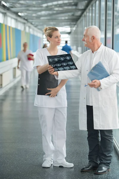 Clinica Persone Assistenza Sanitaria Medicina Concetto — Foto Stock