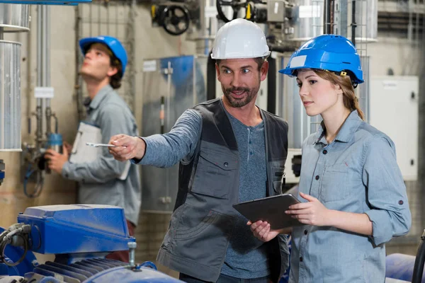 Close Van Fabrieksonderhoudsteam — Stockfoto