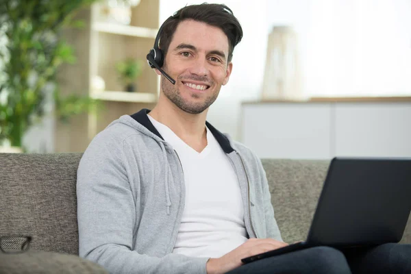 Handsome Man Using Laptop While Sitting Couch — Stock Photo, Image