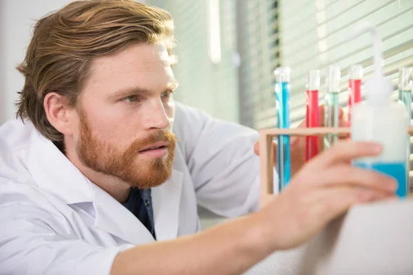 Young Male Scientist Working Lab — Stock Photo, Image