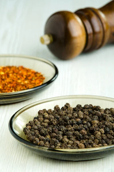Close-up shot of black peppercorns — Stock Photo, Image