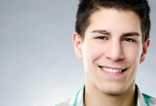 Portrait of cheerful young man — Stock Photo, Image