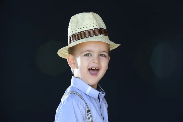 Boy with straw hat — Stock Photo, Image