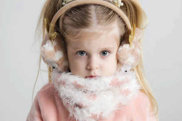Portrait Adorable Little Girl Wearing Earmuffs Cozy Scarf Winter Fashion — Stockfoto