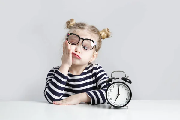 Portrait Sleppy Tired Little Girl Reading Glasses Morning Person Concept — 스톡 사진