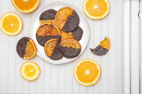 Dark Chocolate Dipped Dry Orange Slices — Stock Photo, Image