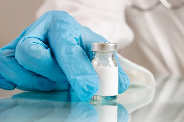 Scientist Medical Worker Holds Vaccine Bottle Vaccination Immunization Treatment Provides — Stock fotografie