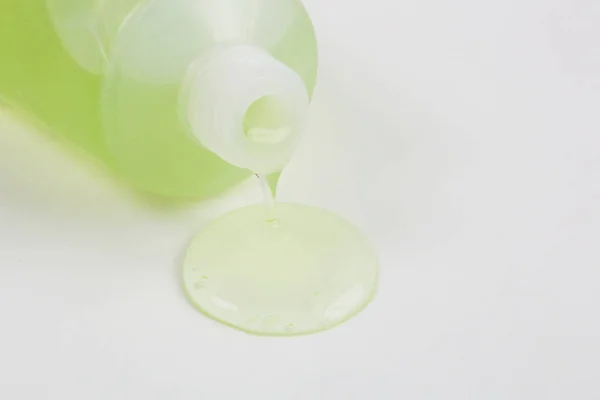 Immagine Ravvicinata Del Tubo Cosmetico Con Gel Squezzed — Foto Stock