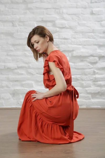 Studio Shot Woman Long Orange Summer Dress — Stock Photo, Image