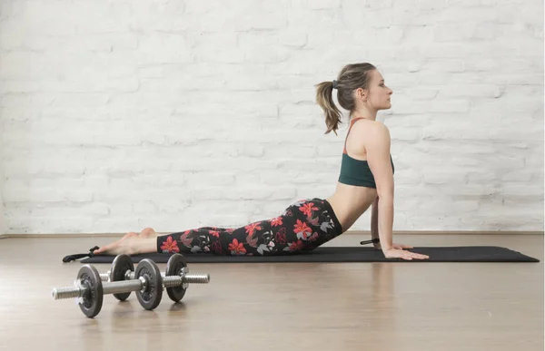 Young Woman Practicing Stretching Yoga Positions Wellbeing Self Care Concept — Foto Stock