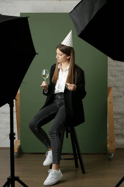 Studio Portrait Fashionable Birthday Girl Birthday Hat Holding Glass White — Zdjęcie stockowe