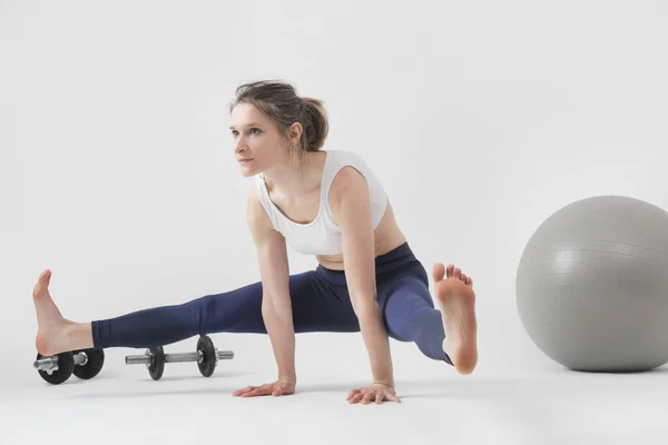 Serie Photos Young Fit Woman Practising Yoga Studio Shot White — Foto Stock