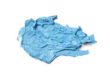 Beyaza izole edilmiş doğal kozmetik çamur örneği. Çamur lekesi. Kapat..