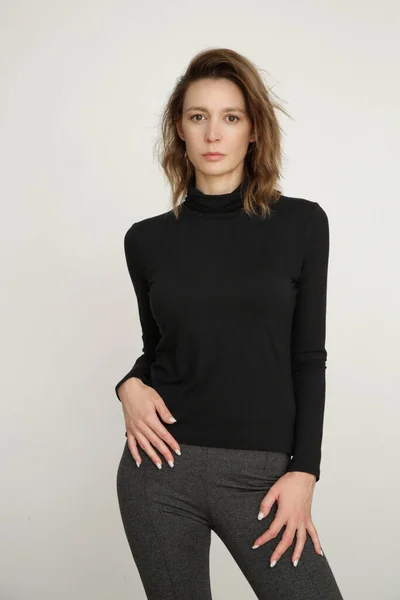 Serie Studio Photos Young Female Model Wearing Stretch Viscose Turtleneck — 图库照片