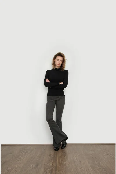 Serie Studio Photos Young Female Model Wearing Stretch Viscose Turtleneck — Φωτογραφία Αρχείου