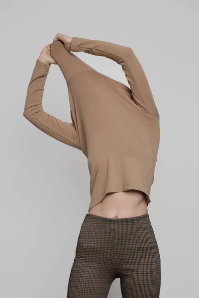 Serie Studio Photos Young Female Model Wearing Beige Turtleneck Made — ストック写真