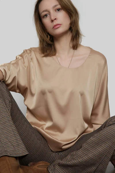Young Female Model Wearing Cream Silk Satin Blouse Brown Trousers — Foto de Stock