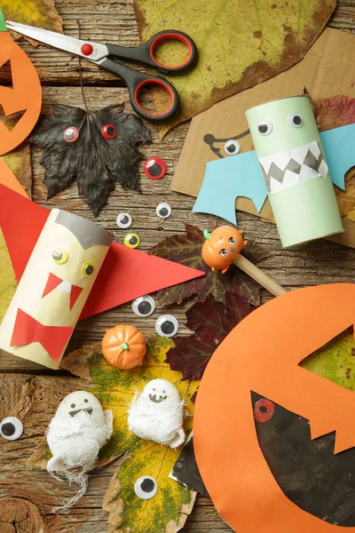 Varios Niños Artesanía Para Decoración Halloween — Foto de Stock