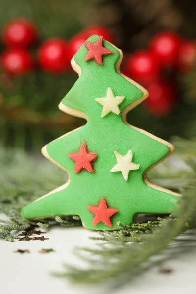 Christmas Decoration Christmas Tree Branches Homemade Decorated Christmas Cookies Close — Stock Photo, Image