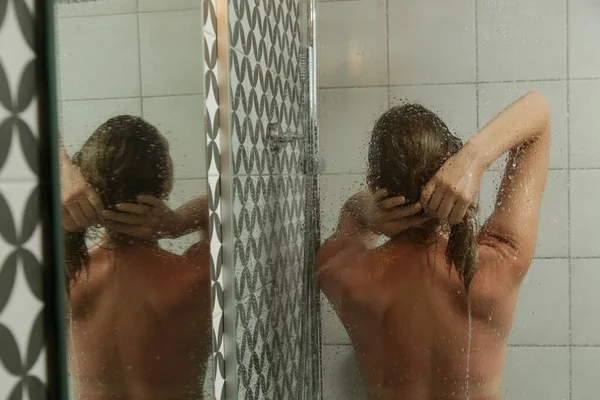 Young Woman Taking Shower Washing Her Hair Shower Cabine — Φωτογραφία Αρχείου