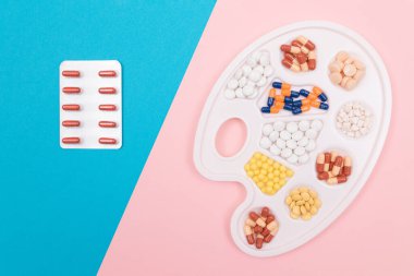 İlaç Endüstrisi ve İlaç Ürünleri - Farklı Renkli Haplar