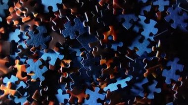 Saat Yönünün Tersinde Dönen Renkli Bulmaca Parçalarının Arkaplanı