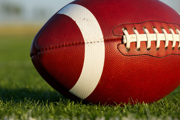 Футбол на поле закрывается
