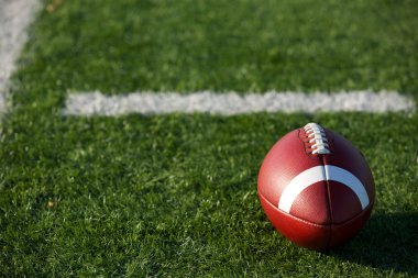 hashmarks yakınında Amerikan futbolu