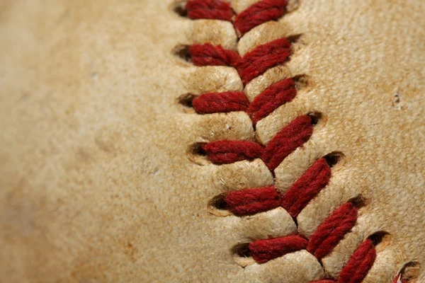 Yıpranmış beyzbol makro yakın çekim — Stok fotoğraf